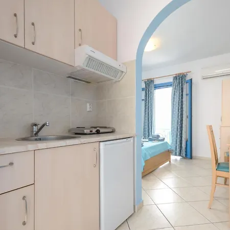 Agyra Apartment *