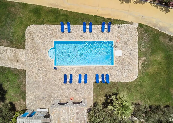 Agyra * Agios Prokopios (Naxos)